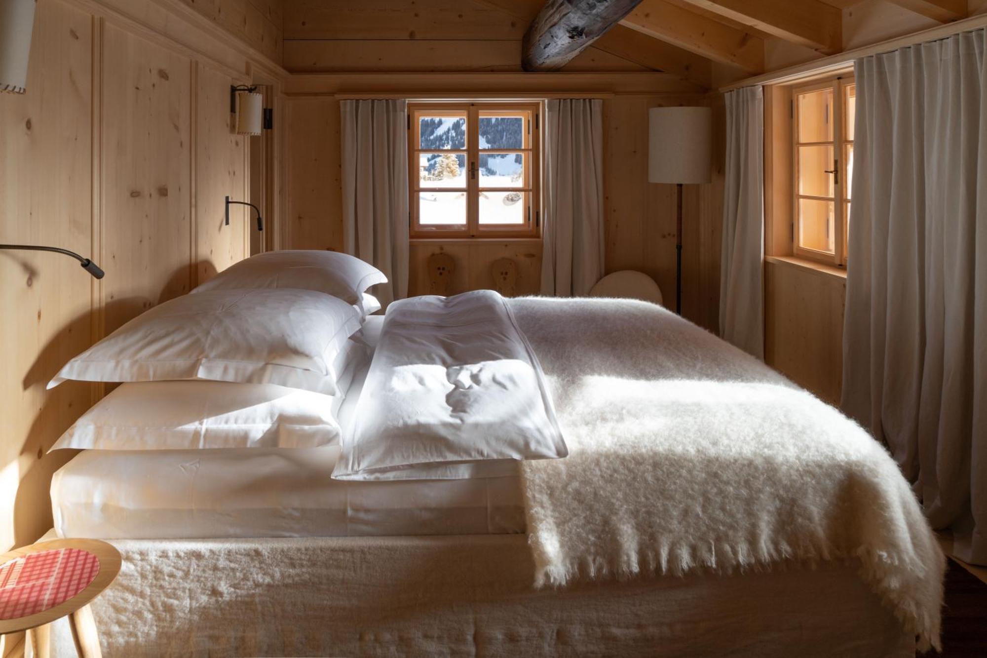 Hotel Almhof Schneider Lech am Arlberg Room photo
